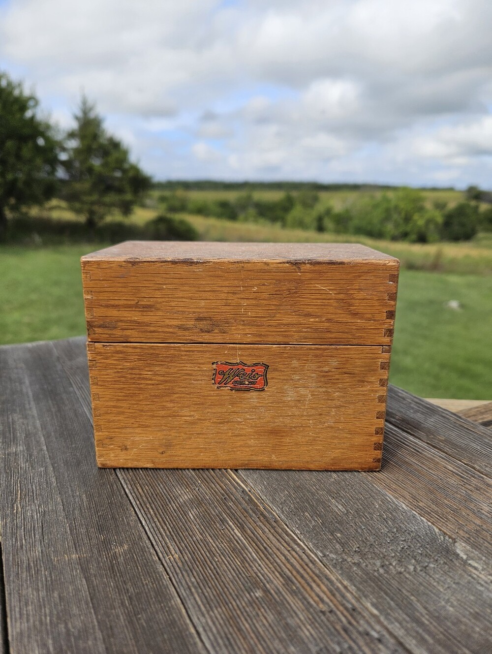 VINTAGE WEIS OAK Recipe Box Wood Dovetail Index Card File Storage Holder VTG